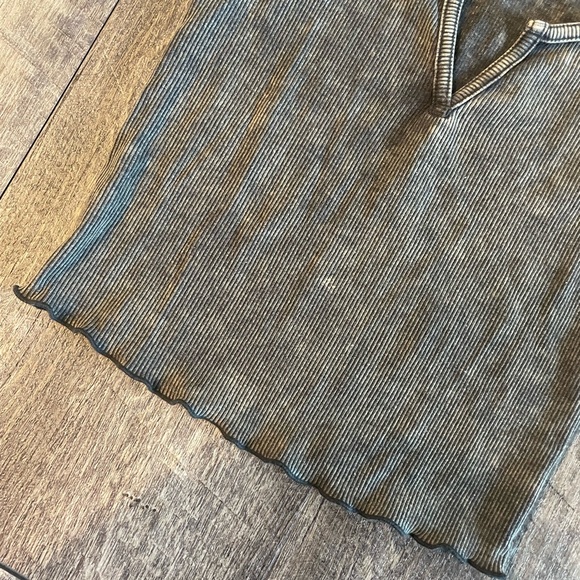 Women’s Flirtitude Active Tank Top Size Small - Picture 4 of 4